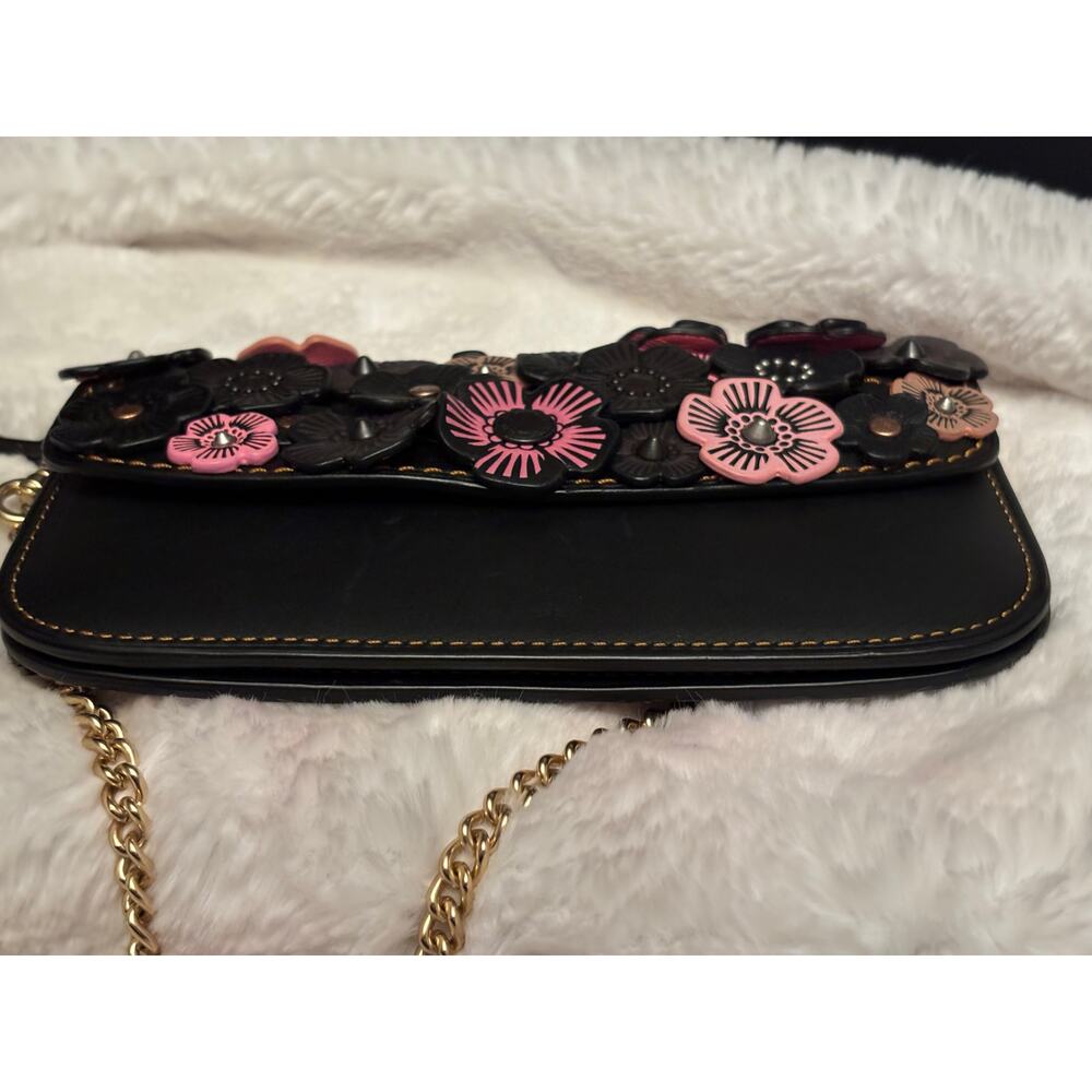 Gorgeous Coach tea rose stunning black pink gold, wristlet, crossbody - Picture 9 of 10